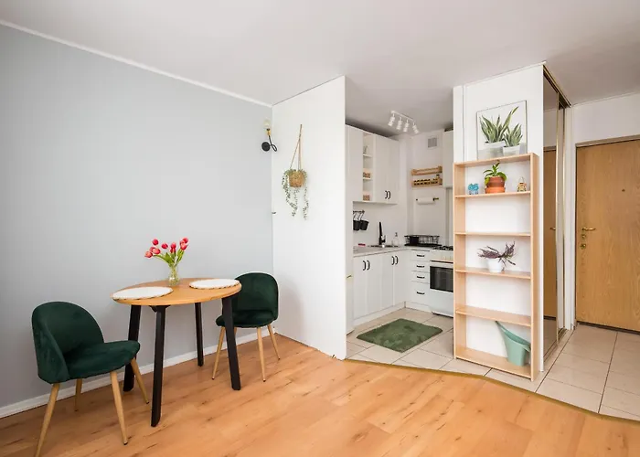 Park Brodnowski Charming By Bookinghost Warsaw