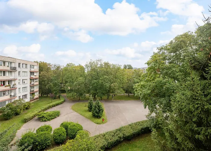 Park Brodnowski Charming By Bookinghost