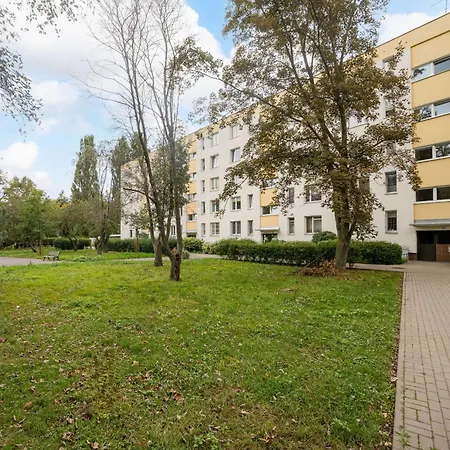 Park Brodnowski Charming By Bookinghost *