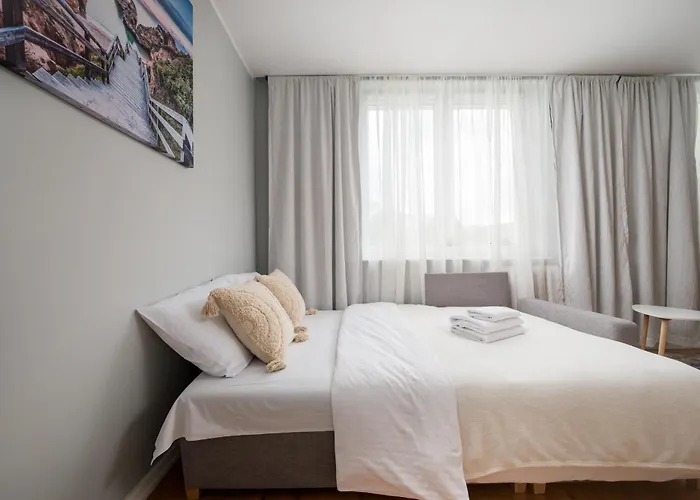 Park Brodnowski Charming By Bookinghost Warschau